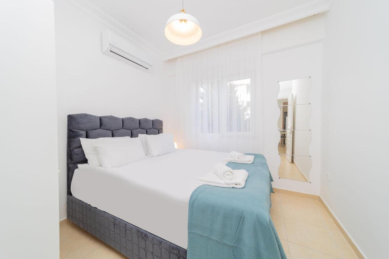 Furnished Flat With Shared Pool In Antalya Belek