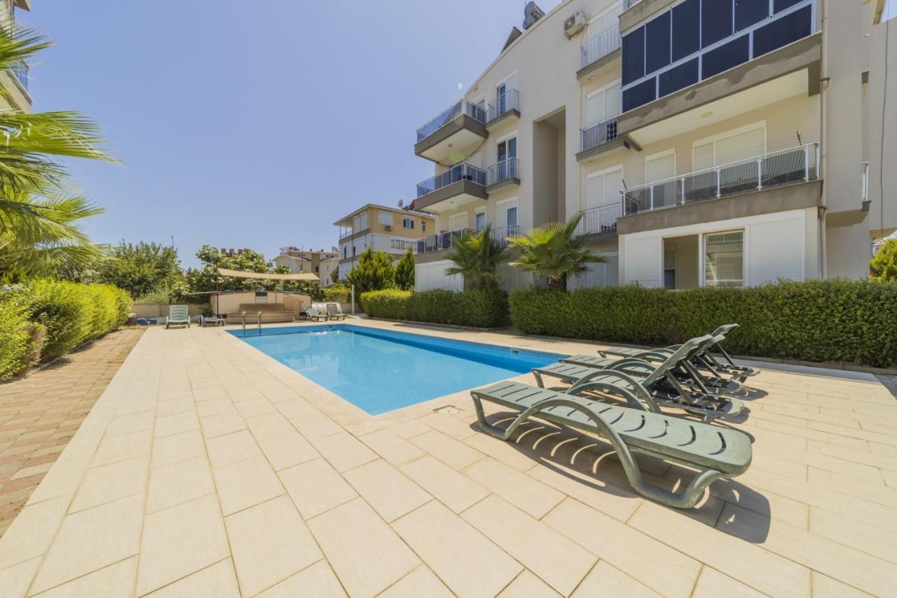 Furnished Flat With Shared Pool In Antalya Apartament *